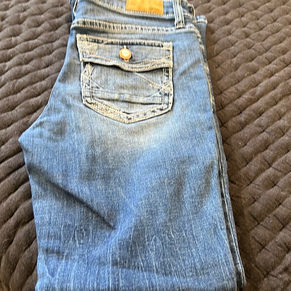 - Ladies Daytrip jeans size 29R